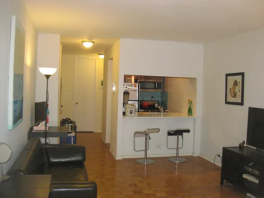 Rented by Corcoran | media 3