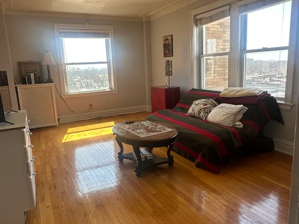 701 S Skinker Blvd APT 905, Saint Louis, MO 63105