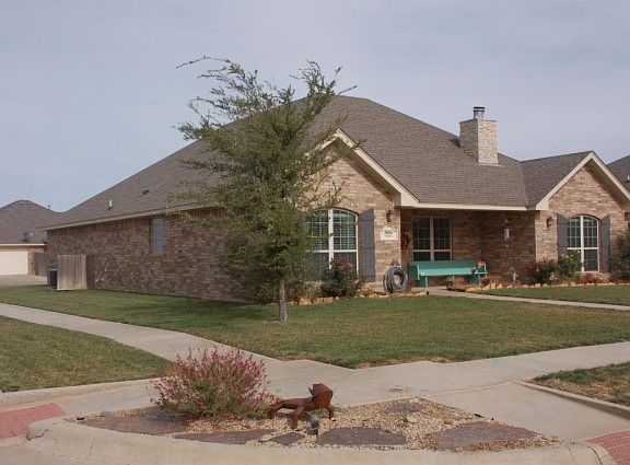 3rd image of 3606 Knoll Dr