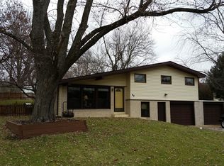 90 Lucia Ln, O Fallon, IL 62269