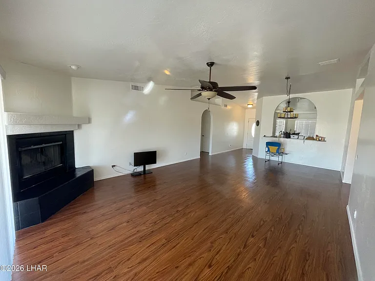 4049 Trotwood Dr — Photo 3