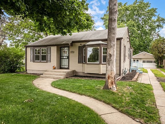 2nd image of 5140 W 80th Pl