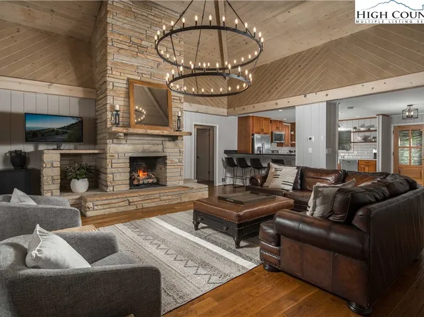 1648 Skyland Drive, Seven Devils, NC 28604