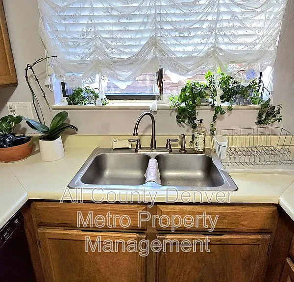447 Wright St #118 — Photo 8