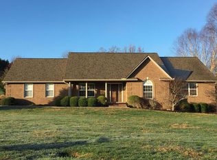 2663 Creekstone Cir, Maryville, TN 37804