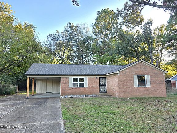 2nd image of 5843 Ashford Dr