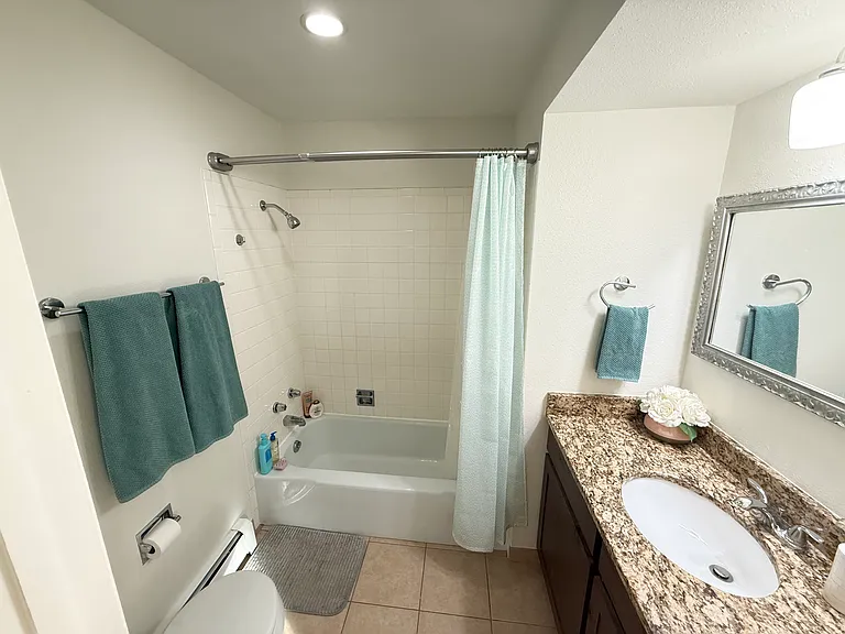 170 Evergreen Rd #D202 — Photo 8