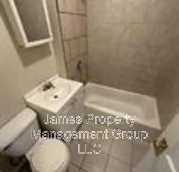 3213 W Warren Blvd #2 — Photo 42
