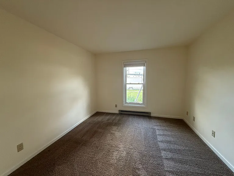 High Point Commons Apartments — Photo 76