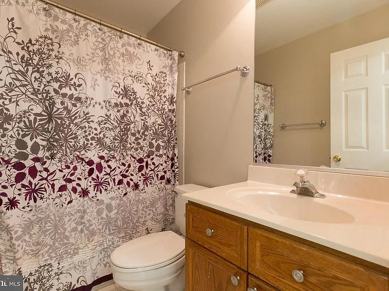10276 Racquet Cir — Photo 3