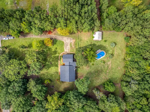 821 Old Lexington Rd, Leesville, SC 29070