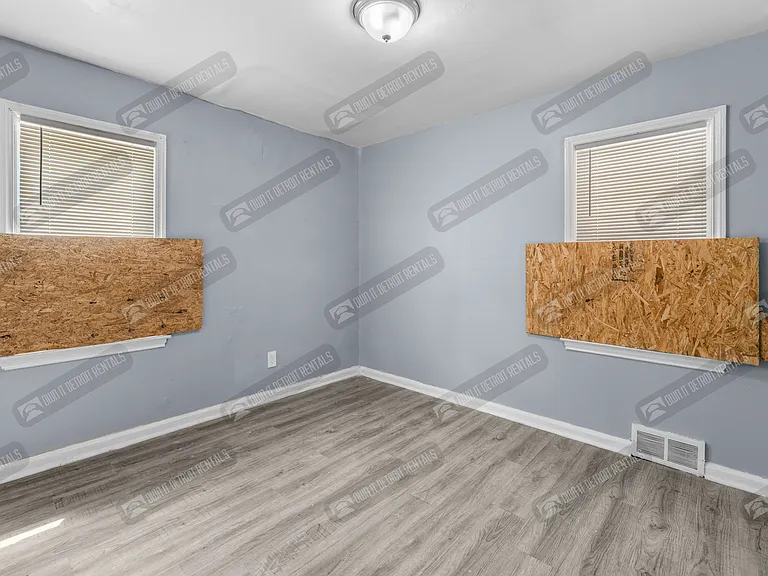 11268 Lakepointe St — Photo 6