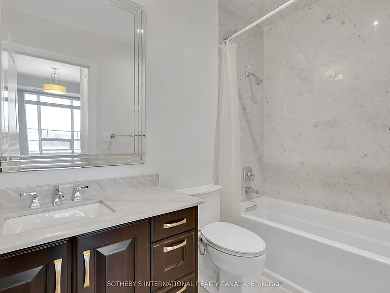 1717 Avenue Rd #604 — Photo 17