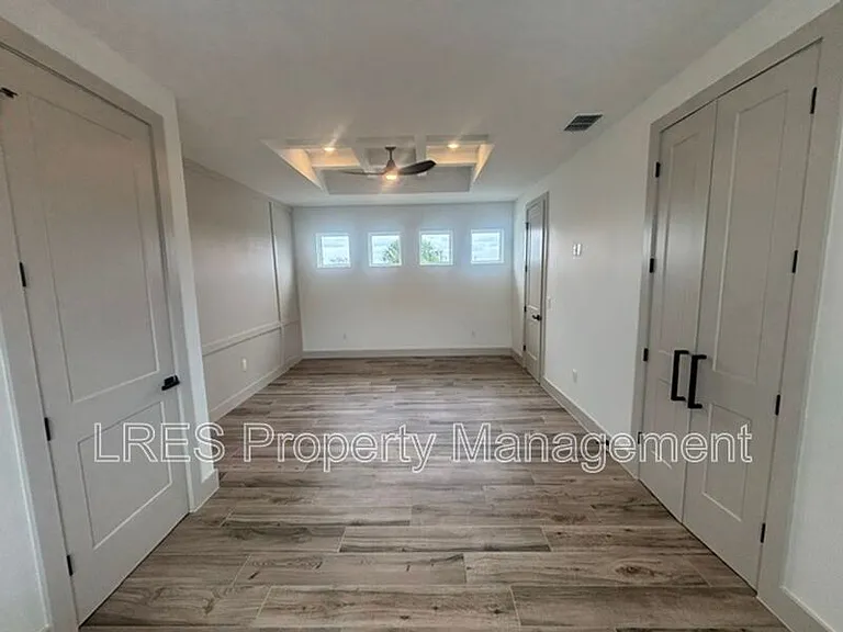 722 Ellwood Ave — Photo 34