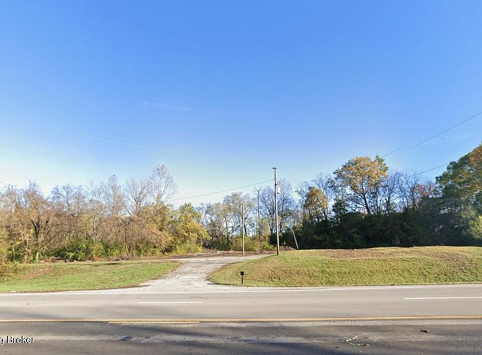 2nd image of 5017 Bardstown Rd