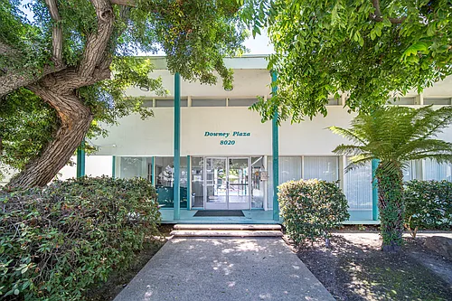 Downey Plaza Photo 1