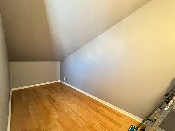 5th image of 174 Beach 74 St