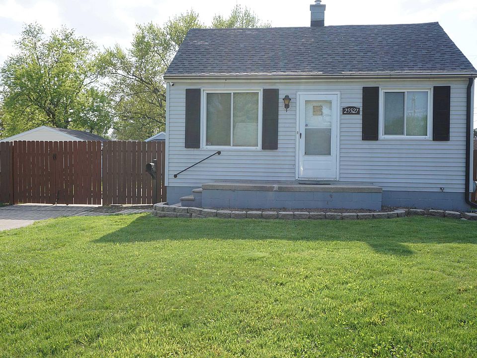 1st image of 25527 Fern St