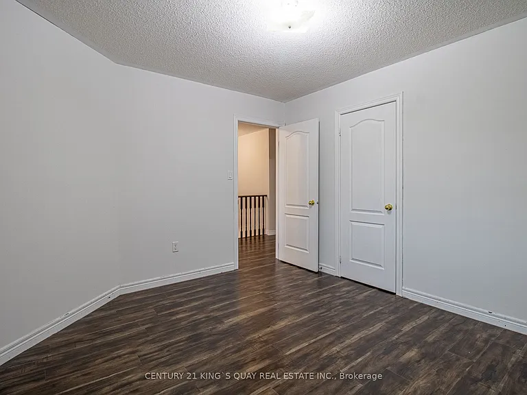 6 Messina Ave — Photo 30