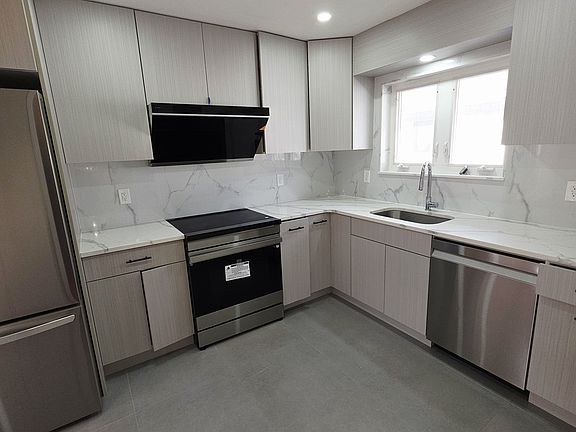 2nd image of 149-30 81st St #2