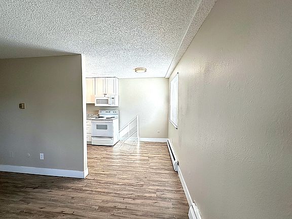 5th image of 3048 W Amherst Ave #11279344