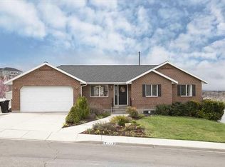 484 E 900 N, Springville, UT 84663