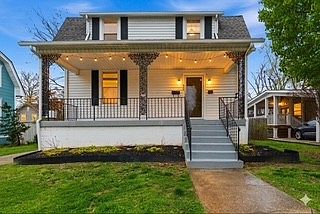 2nd image of 904 Lawrence St