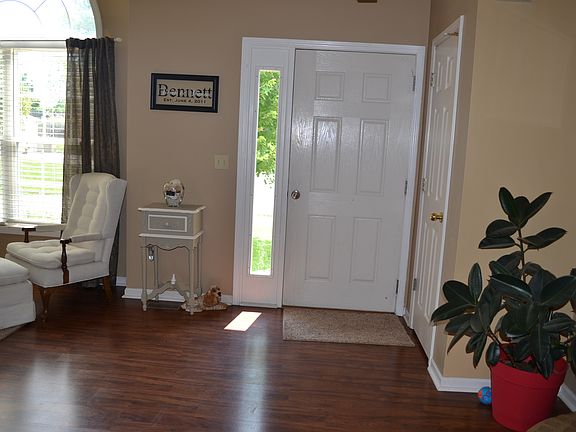 5th image of 8710 N Sheldon Ct