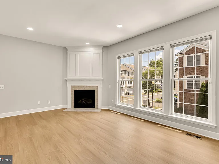 2513 Bronze Stone Pl — Photo 13