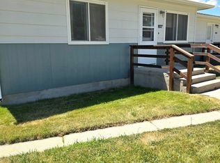 107 E Pershing Ave, Riverton, WY 82501