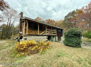 613 George Pl, Bushkill, PA 18324