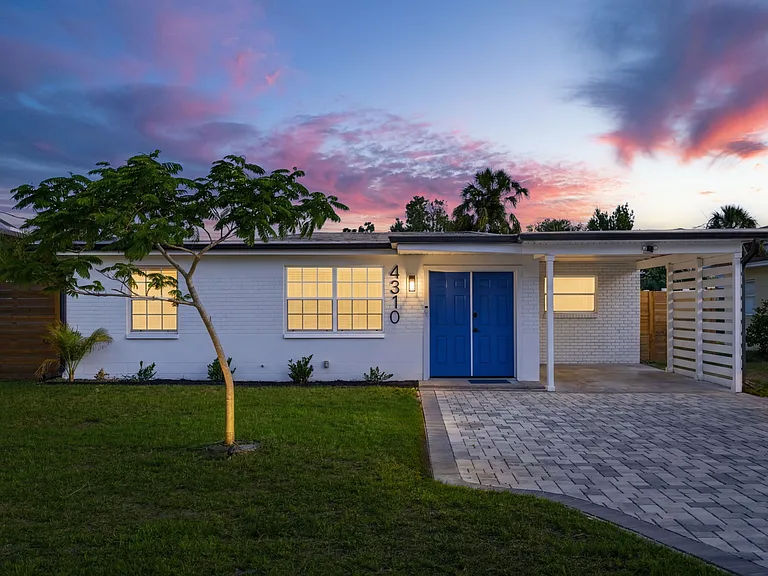 4310 W Carmen St — Photo 47