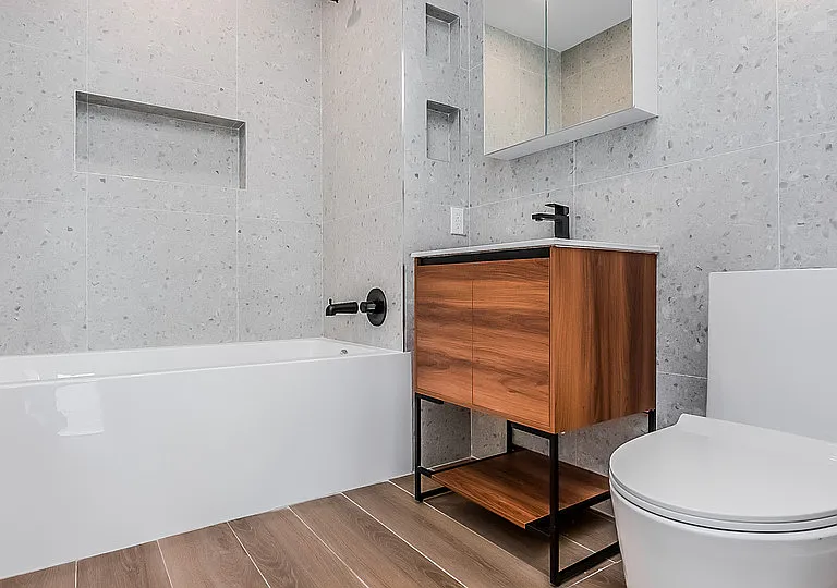 31-61 Vernon Blvd #4X — Photo 10