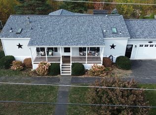 21 Stonegate Ln, Hampstead, NH 03841
