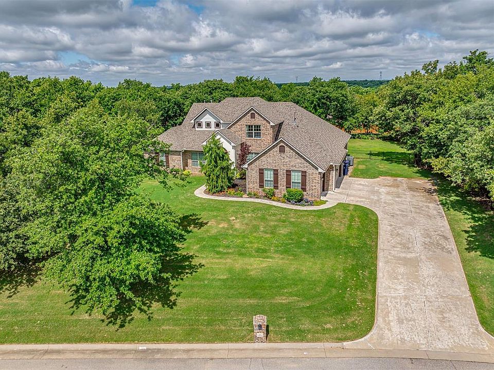 1st image of 5509 Montford Way