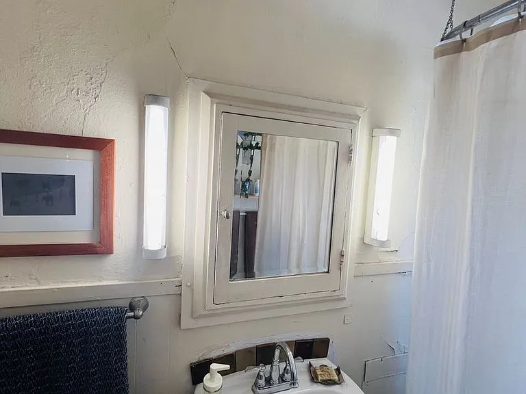 125 River St- Martin Apts — Photo 26