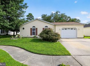 296 Pebble Beach Dr, Mays Landing, NJ 08330
