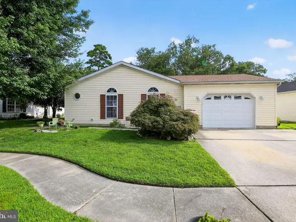 296 Pebble Beach Dr, Mays Landing, NJ 08330