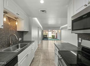 6125 E Indian School Rd APT 167, Scottsdale, AZ 85251