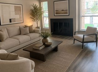 6601 Sands Point Dr APT 82, Houston, TX 77074