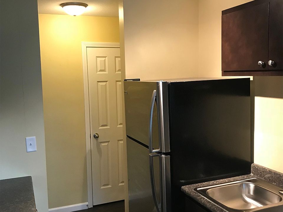 1st image of 7444 Oliver Ave S APT 6