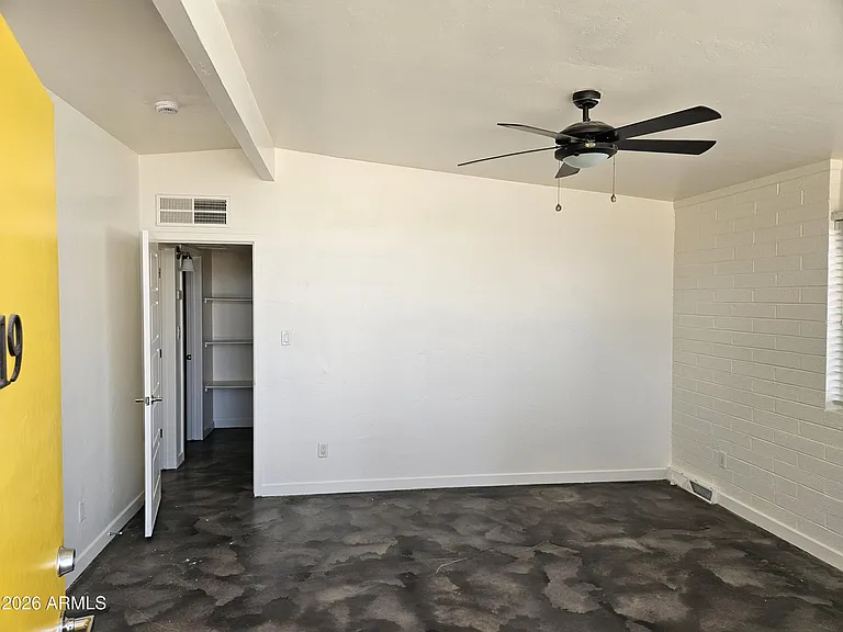 2108 E Fairmount Ave #19A — Photo 2