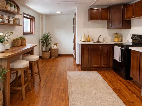 48 E Gay St #2, Dallastown, PA 17313