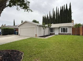 632 Walnut Ave, Patterson, CA 95363