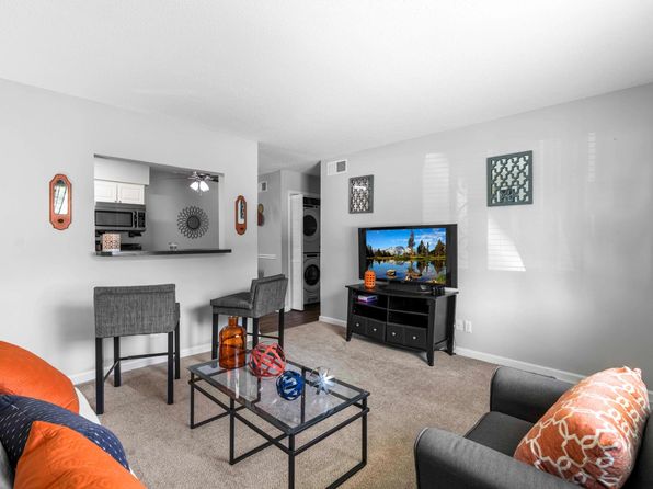 Estes Park | 306 Estes Drive Ext, Carrboro, NC