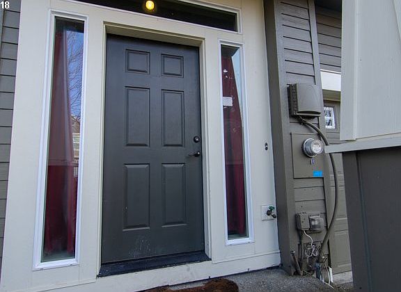 3rd image of 1288 SE Roundelay St
