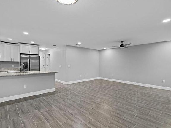 3rd image of 8506 N 16th St