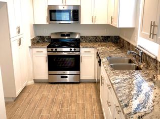 9069 Walker St, Cypress, CA 90630