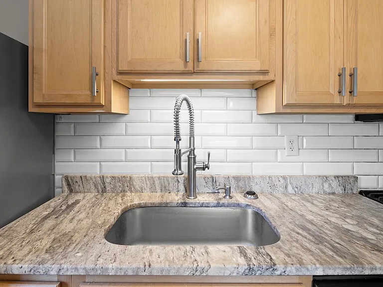 502 Freeman St — Photo 14