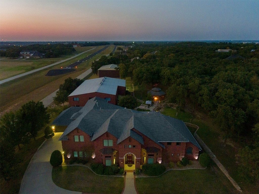 112 Hidden Valley Airpark, Shady Shores, TX 76208 Zillow